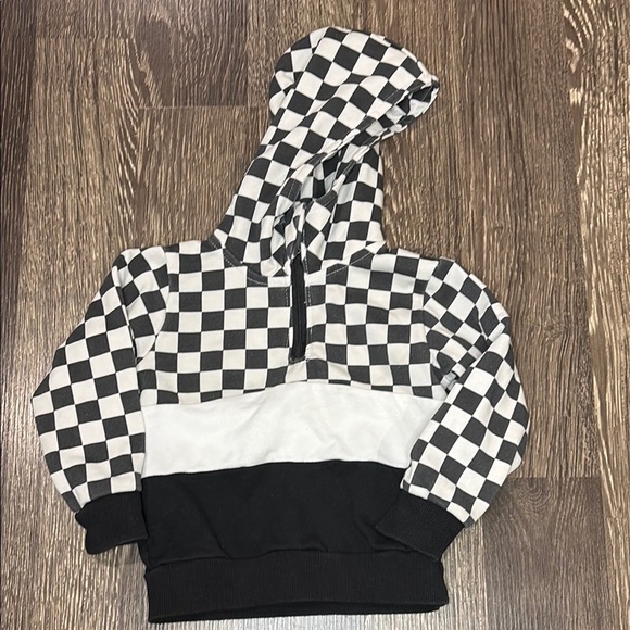 Kids Checkered Black and White Hoodie size 12-18 months - Picture 1 of 5